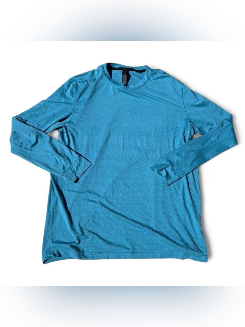 Lululemon Men's Long Sleeve Performance Shirt - Blue